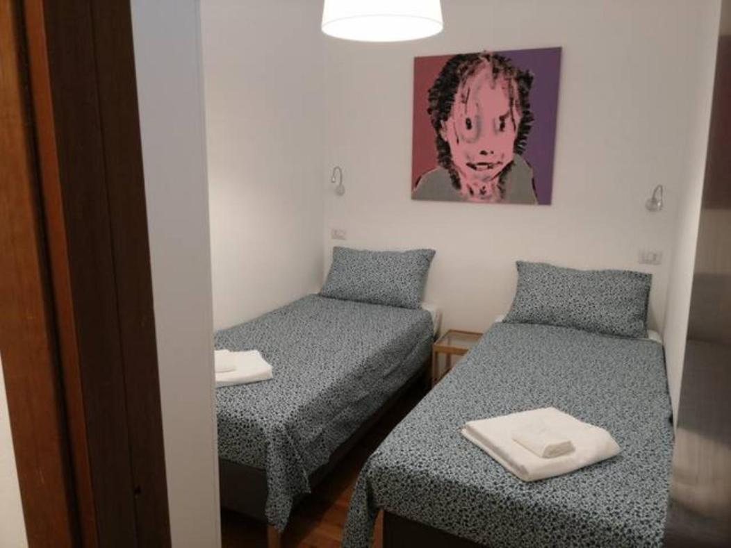 Trilocale Zona Loreto Mm1 - Viale Monza 10 Lägenhet Milano Exteriör bild