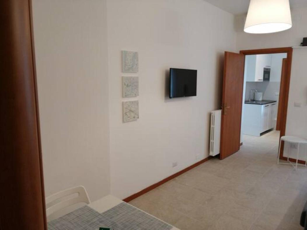 Trilocale Zona Loreto Mm1 - Viale Monza 10 Lägenhet Milano Exteriör bild