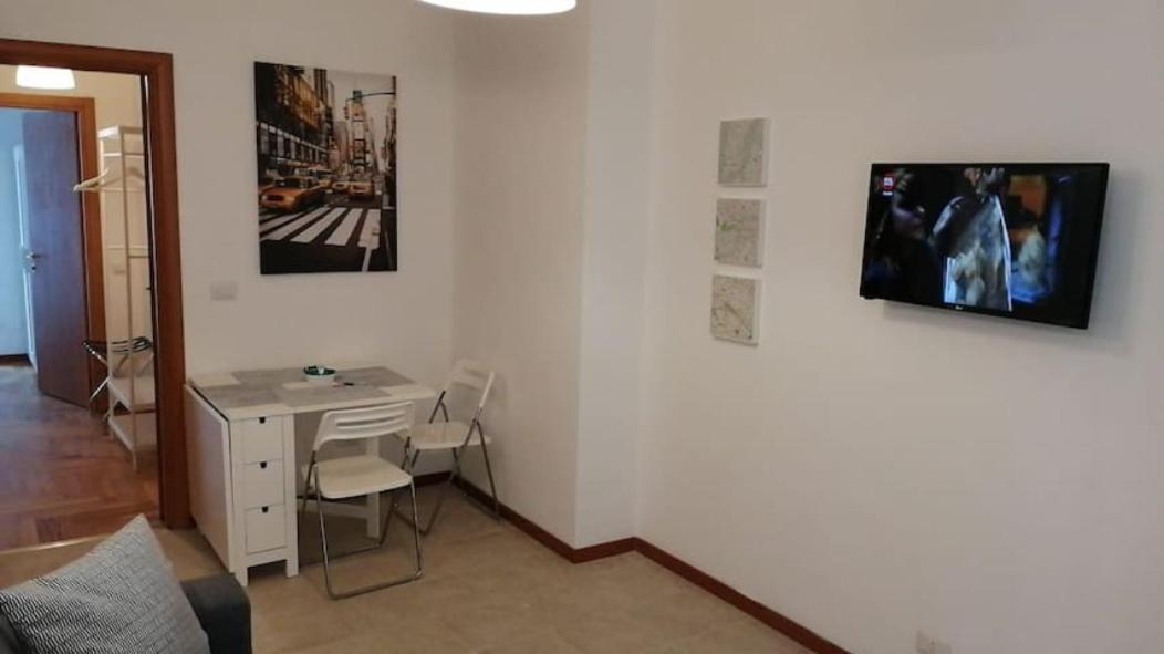 Trilocale Zona Loreto Mm1 - Viale Monza 10 Lägenhet Milano Exteriör bild