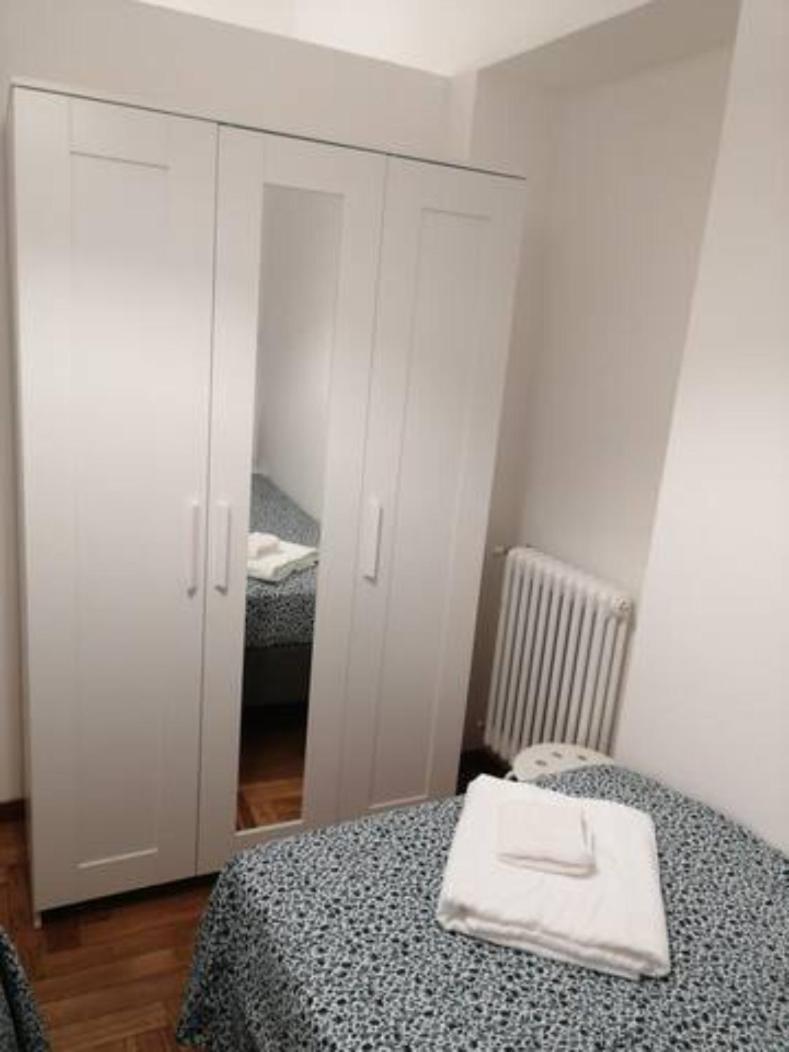 Trilocale Zona Loreto Mm1 - Viale Monza 10 Lägenhet Milano Exteriör bild